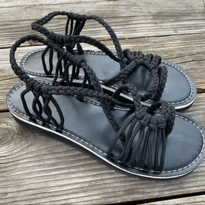 Black strappy sandals- like new- 9